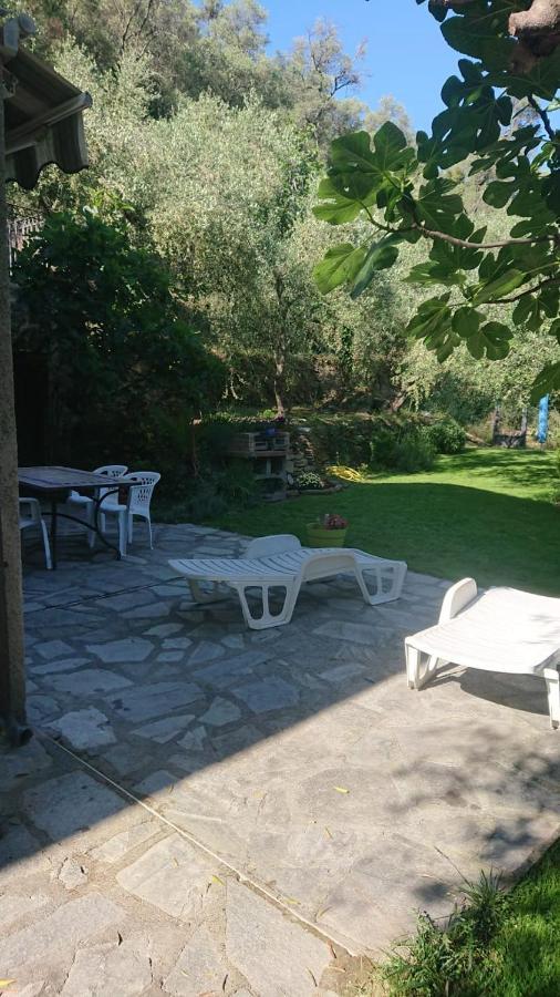 Casa Sylviane Villa Pietrabruna ภายนอก รูปภาพ